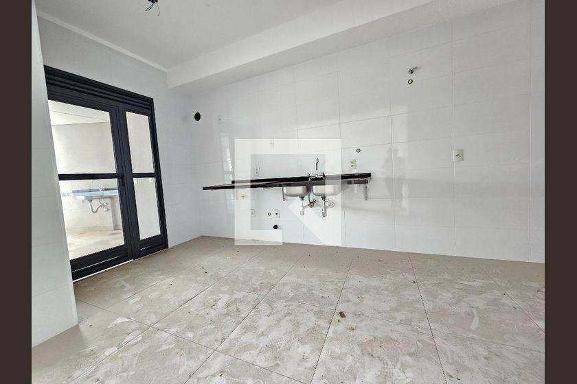Apartamento à Venda – Chácara Santo Antonio, 3 Quartos, 227 m² – São Paulo