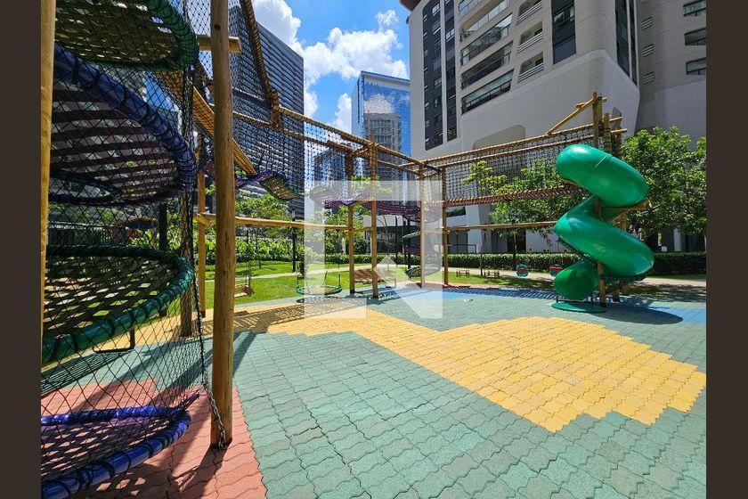 Apartamento à Venda – Chácara Santo Antonio, 3 Quartos, 227 m² – São Paulo