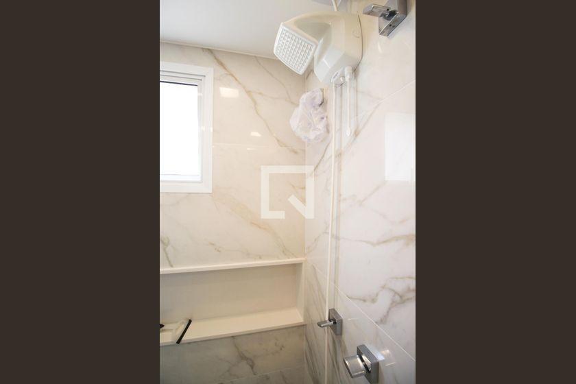 Apartamento à Venda – Vila Olímpia, 3 Quartos, 220 m² – São Paulo