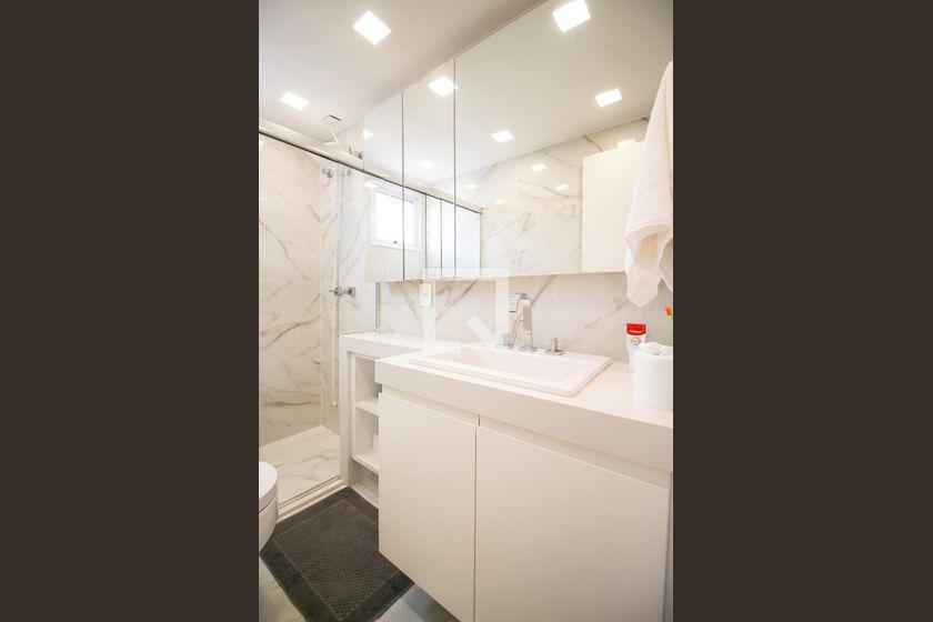Apartamento à Venda – Vila Olímpia, 3 Quartos, 220 m² – São Paulo