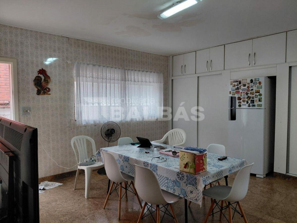 OPORTUNIDADE ÚNICA: CASA TÉRREA COM SALÃO AMPLO A. FRANCO – RESIDENCIAL OU COMERCIAL