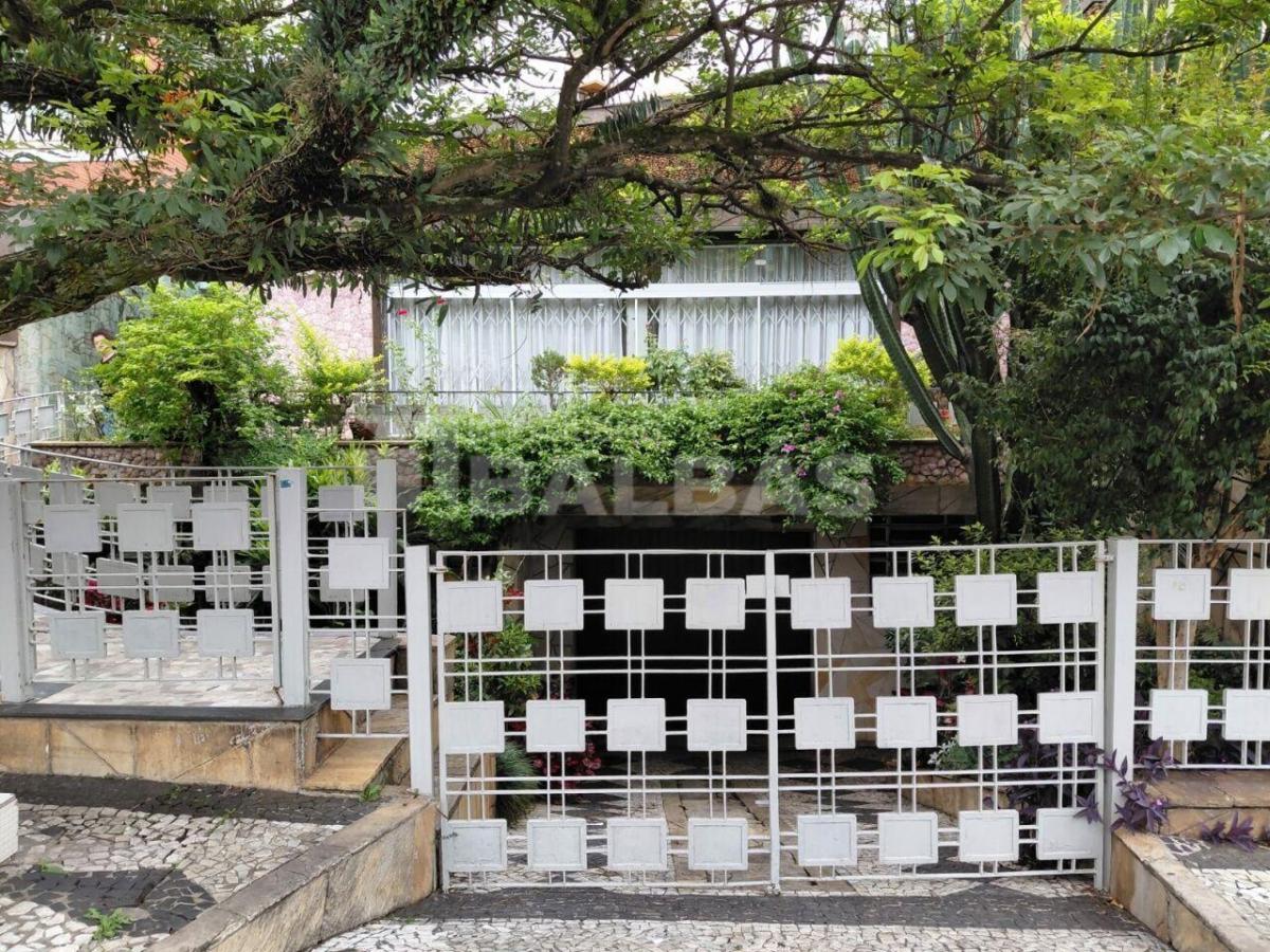 OPORTUNIDADE ÚNICA: CASA TÉRREA COM SALÃO AMPLO A. FRANCO – RESIDENCIAL OU COMERCIAL