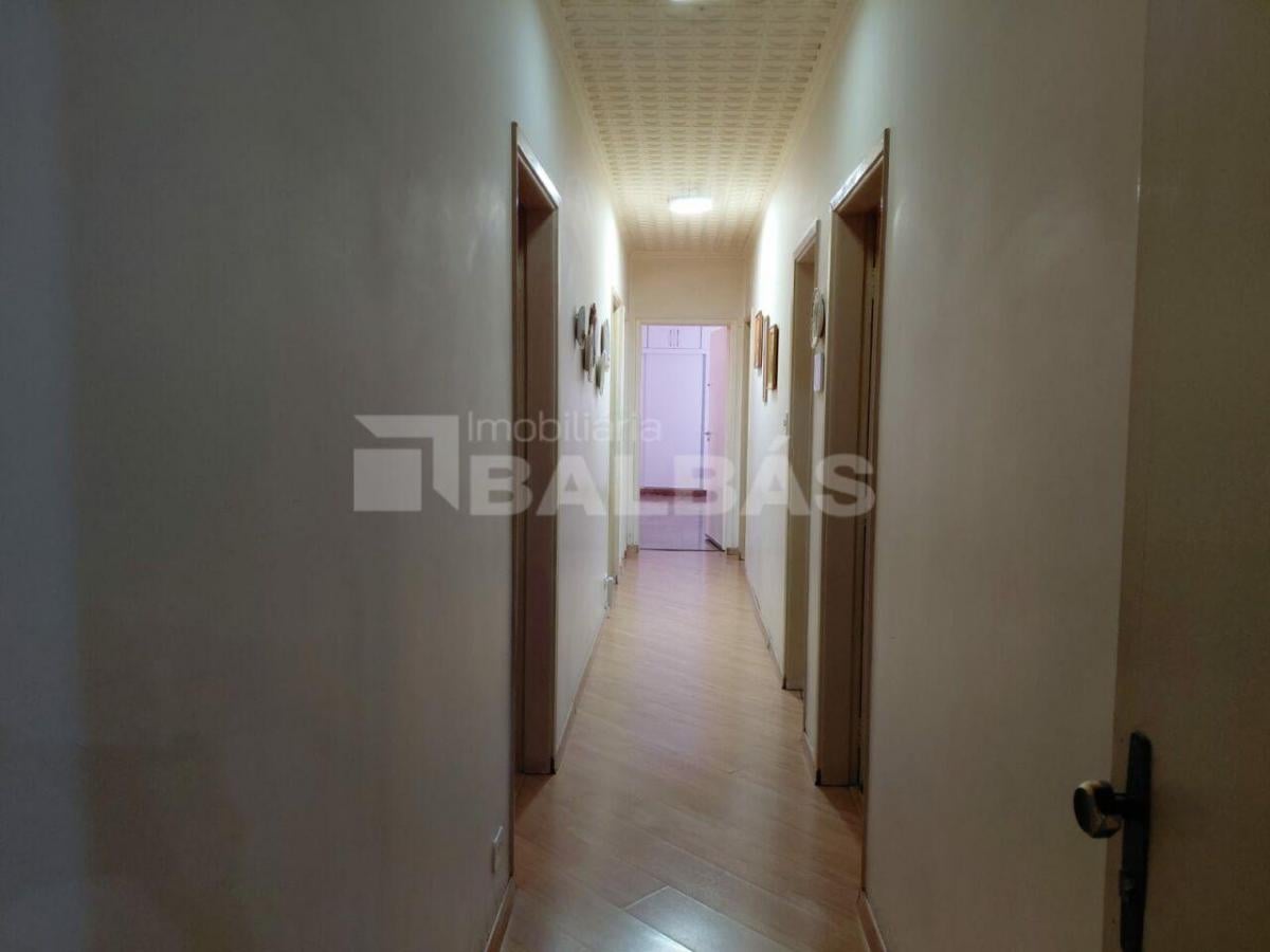 OPORTUNIDADE ÚNICA: CASA TÉRREA COM SALÃO AMPLO A. FRANCO – RESIDENCIAL OU COMERCIAL