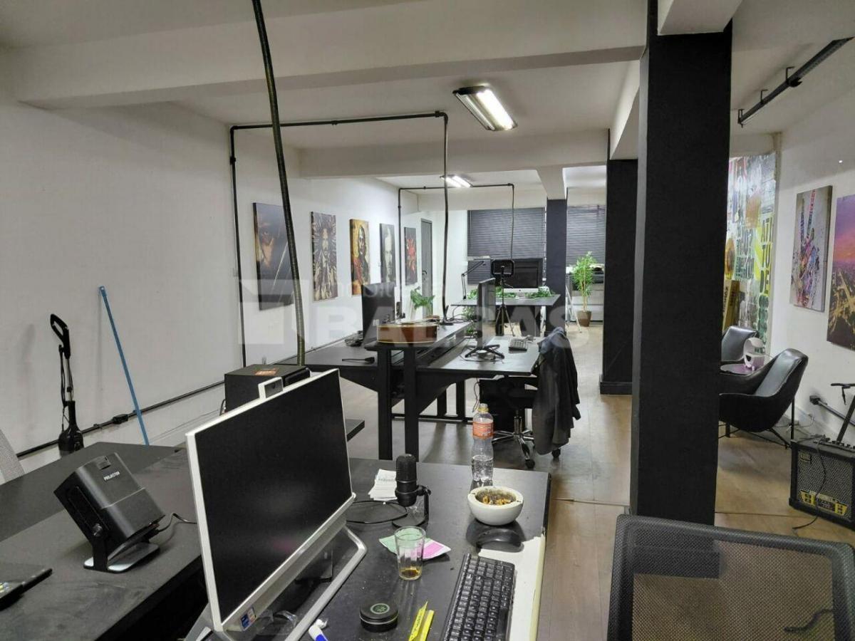OPORTUNIDADE ÚNICA: CASA TÉRREA COM SALÃO AMPLO A. FRANCO – RESIDENCIAL OU COMERCIAL