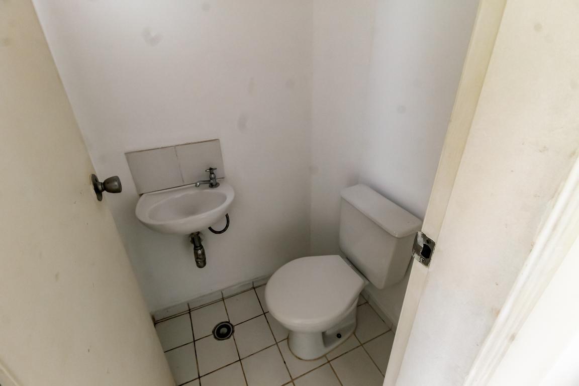 Versátil conjunto comercial para venda em Jardim Londrina , 40m²