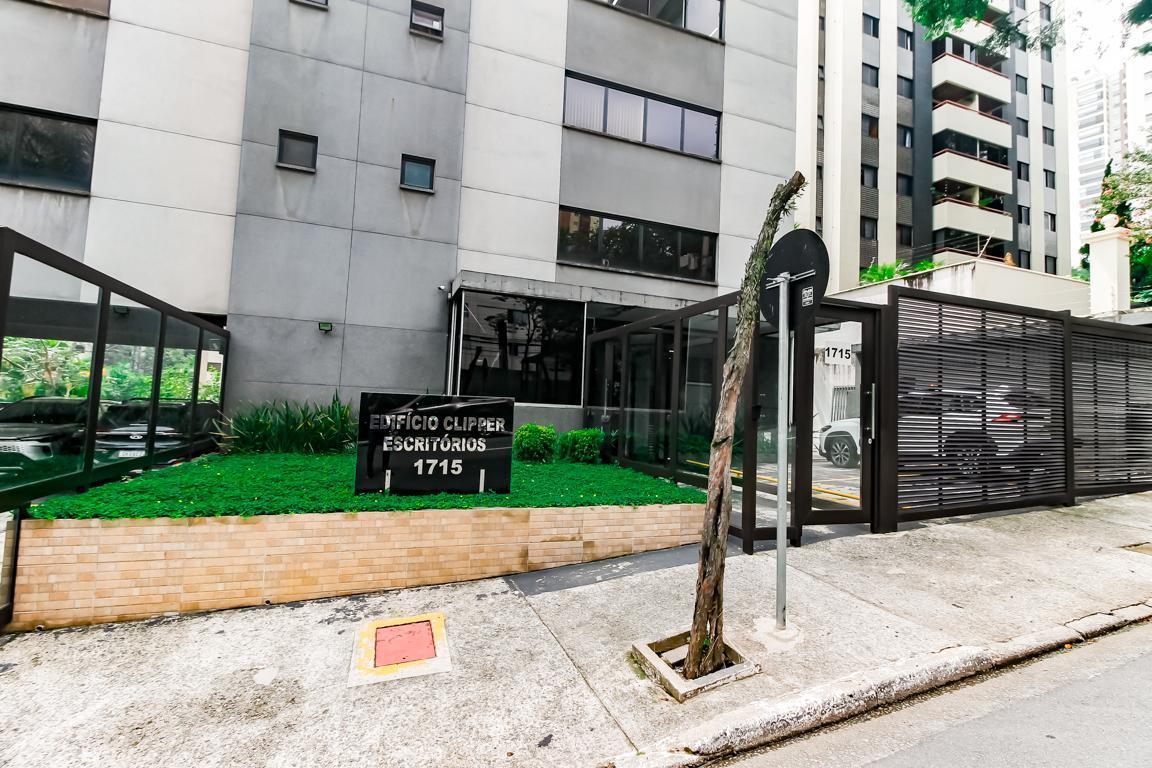 Versátil conjunto comercial para venda em Jardim Londrina , 40m²
