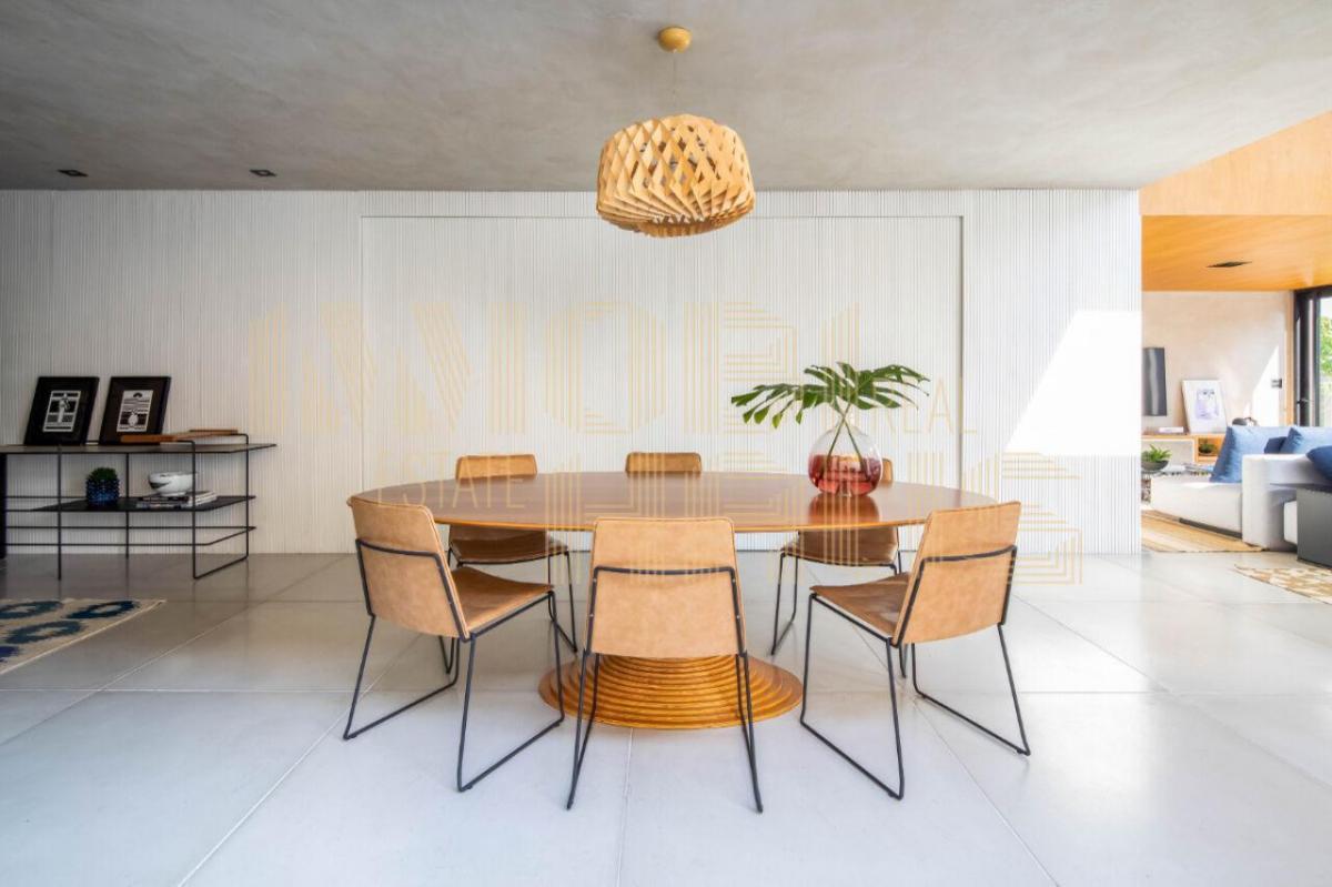 Casa à venda no Alto de Pinheiros | 3 quartos / 3 suítes