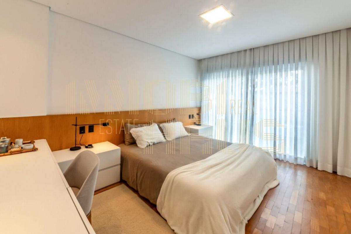 Casa à venda no Alto de Pinheiros | 3 quartos / 3 suítes