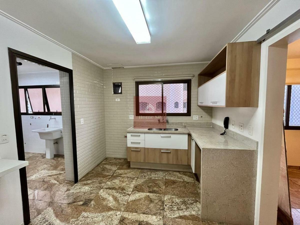 Apartamento alto padrão para locação em Moema 232m² 3suítes 4vagas de garagem