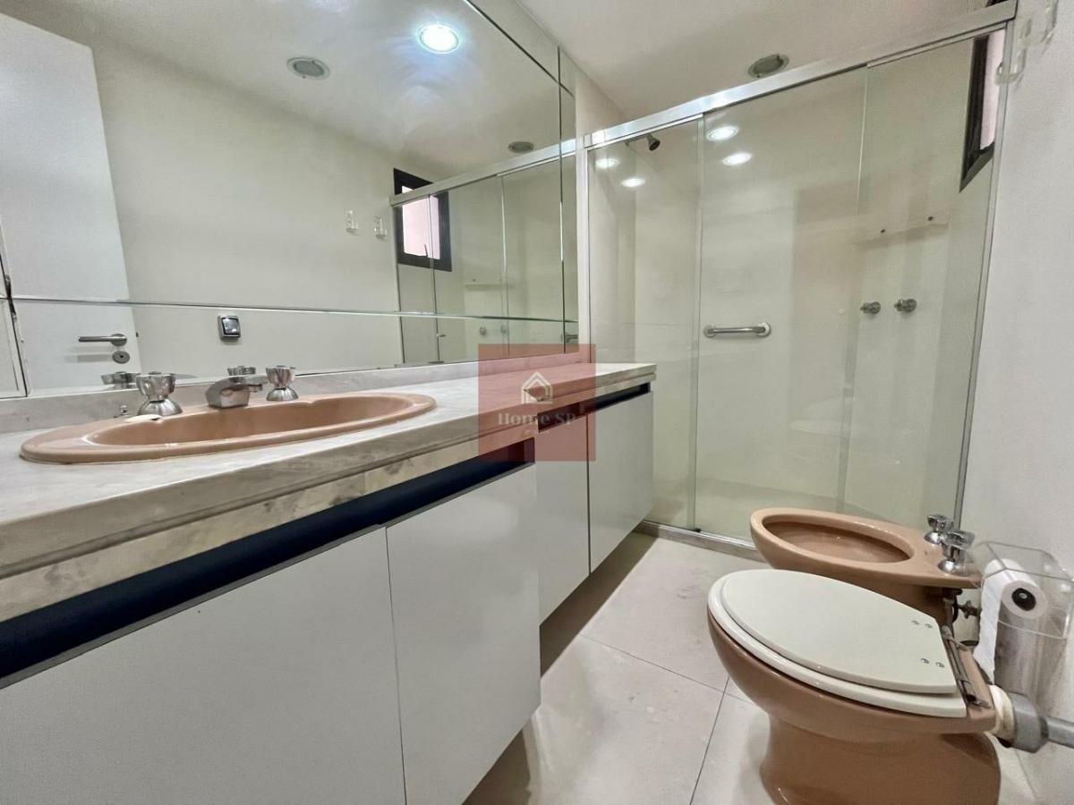 Apartamento alto padrão para locação em Moema 232m² 3suítes 4vagas de garagem