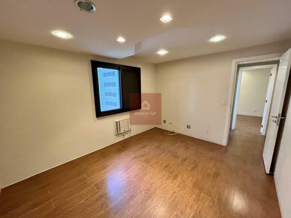 Apartamento alto padrão para locação em Moema 232m² 3suítes 4vagas de garagem