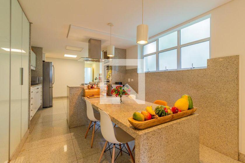 Apartamento à Venda – Jardim Paulista, 4 Quartos, 323 m² – São Paulo
