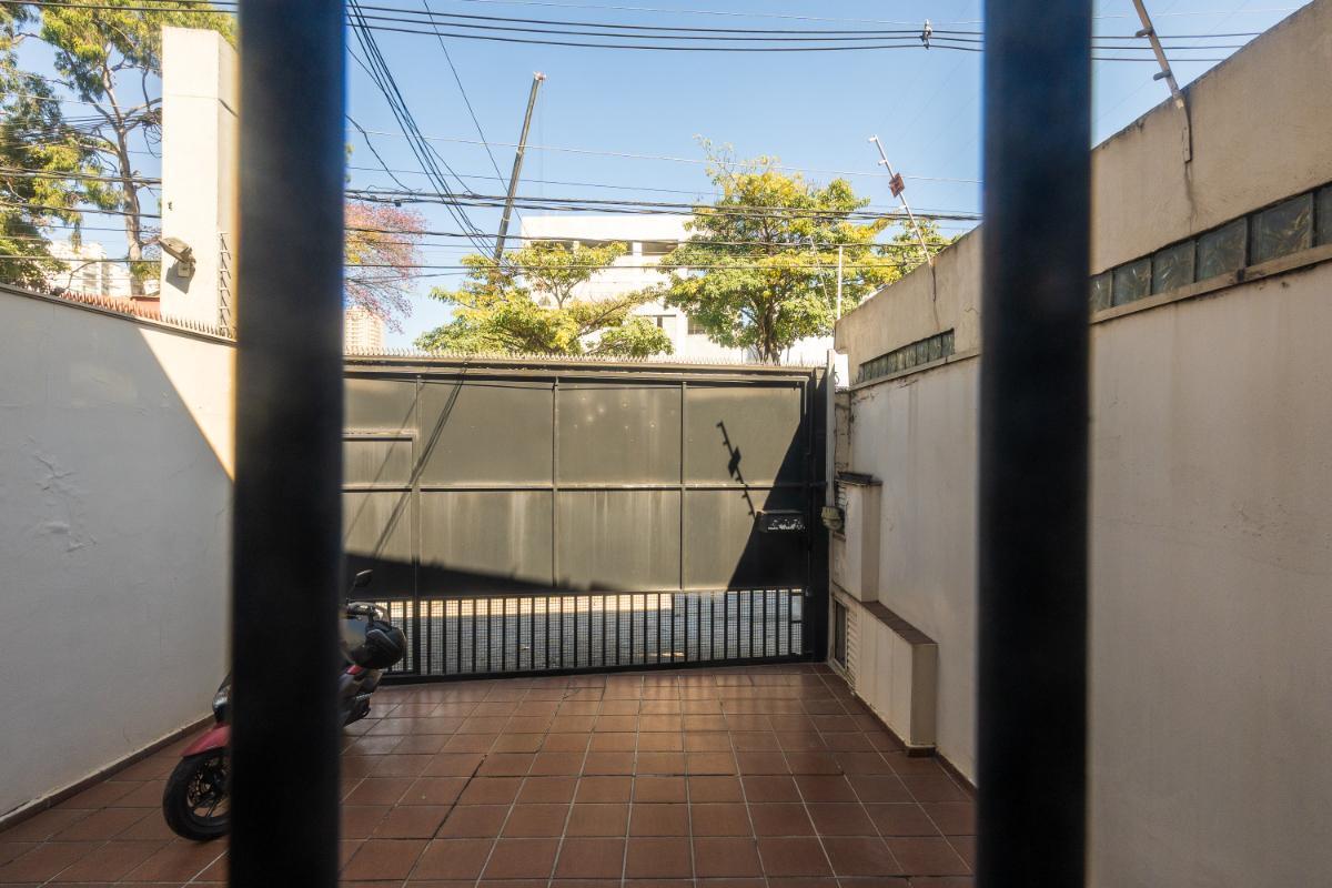 Casa comercial para venda em Moema , 140m²