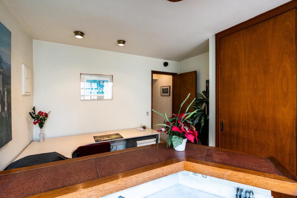 Casa comercial para venda em Moema , 140m²