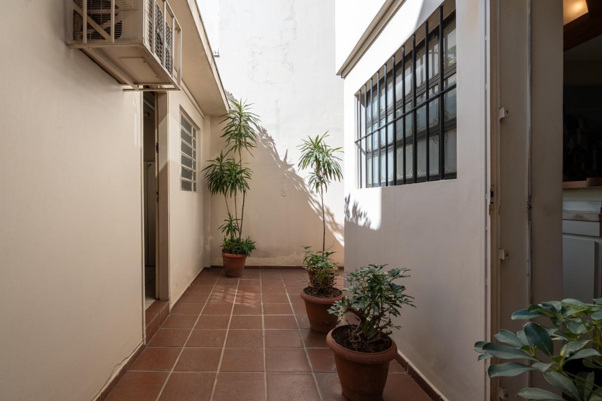 Casa comercial para venda em Moema , 140m²