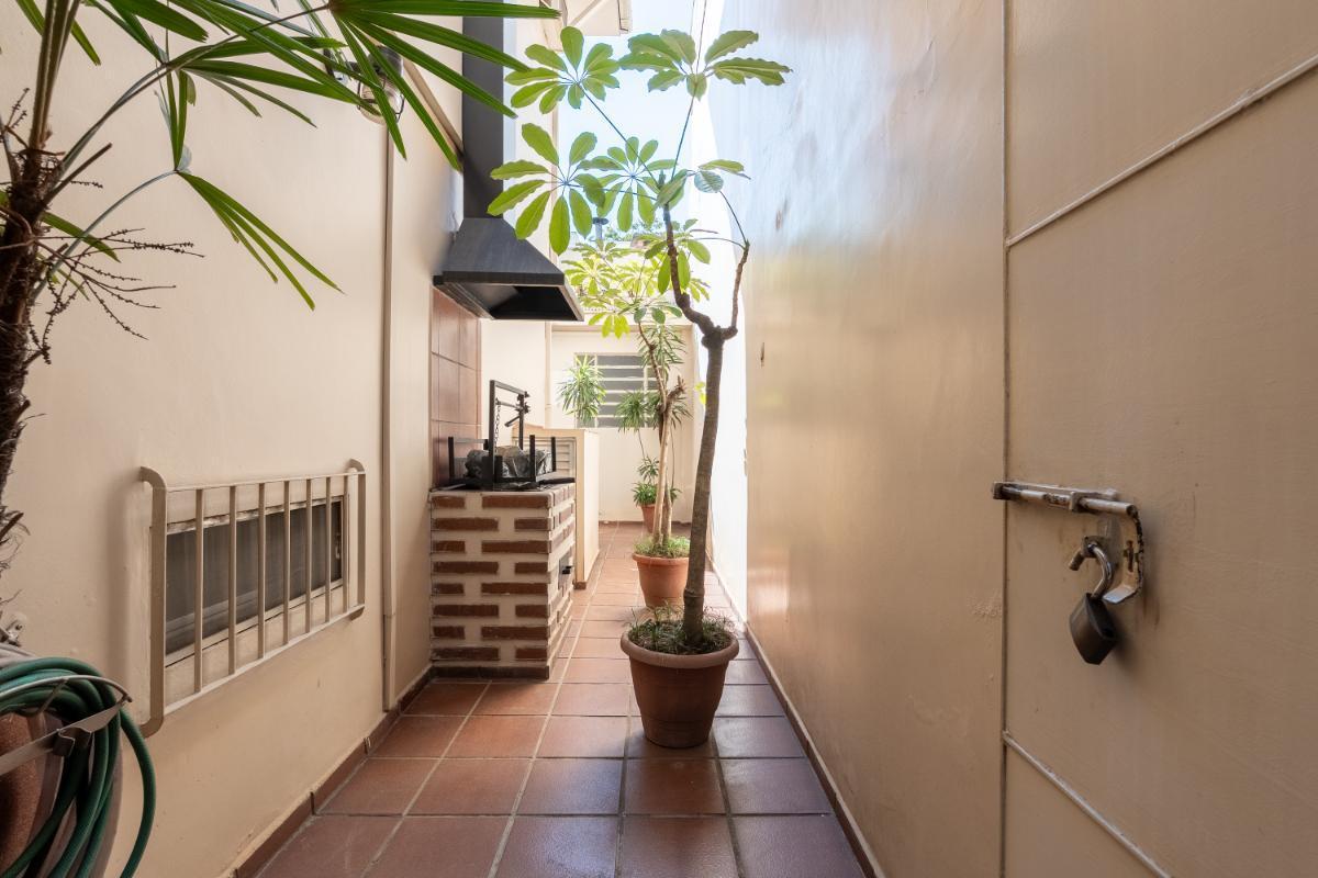 Casa comercial para venda em Moema , 140m²