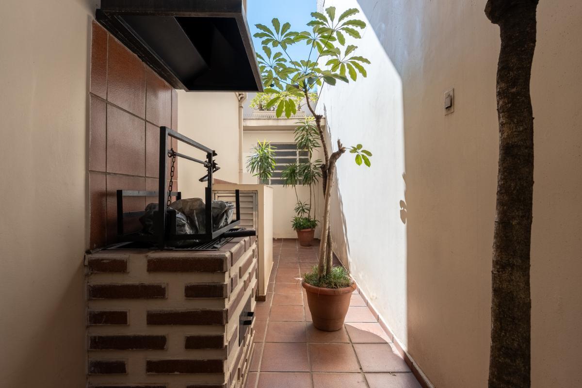 Casa comercial para venda em Moema , 140m²