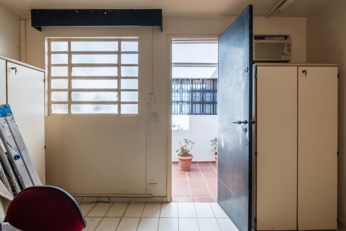 Casa comercial para venda em Moema , 140m²
