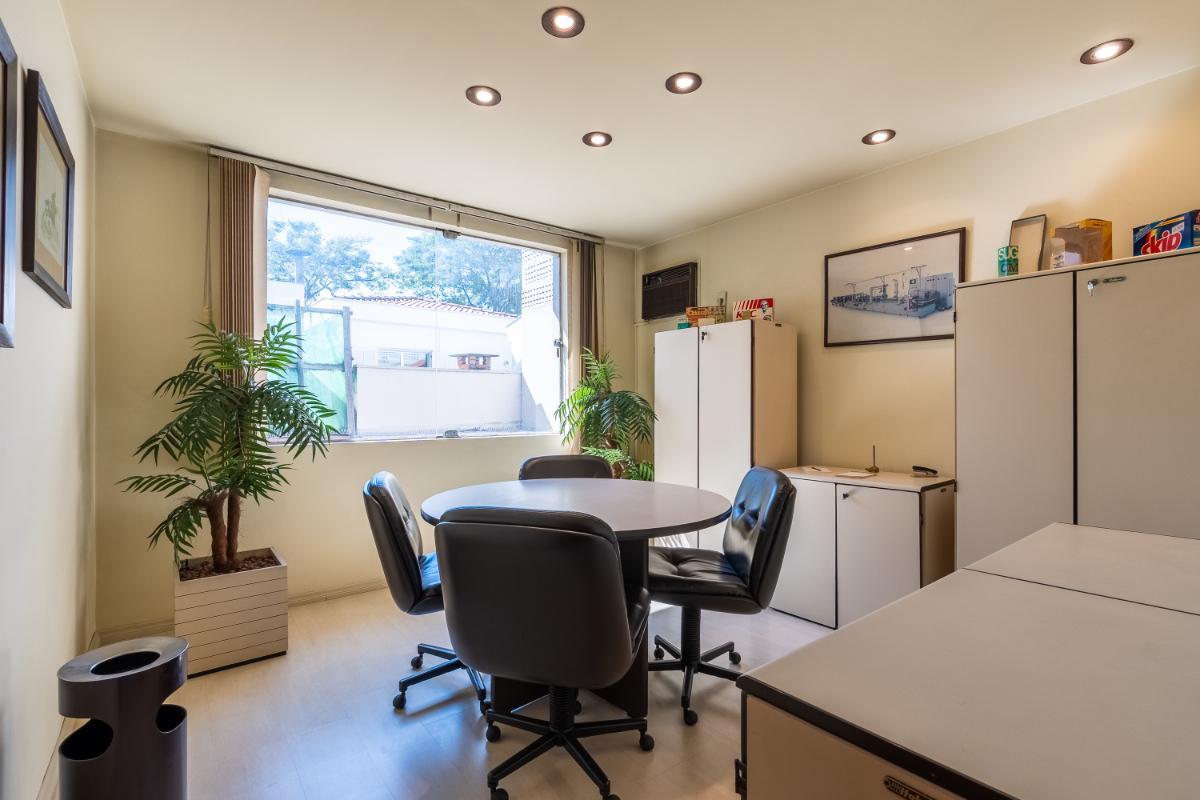 Casa comercial para venda em Moema , 140m²