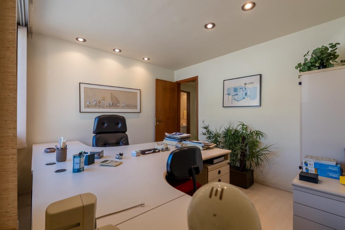 Casa comercial para venda em Moema , 140m²