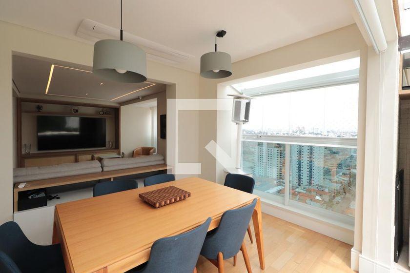 Apartamento à Venda – Tatuapé, 2 Quartos, 220 m² – São Paulo