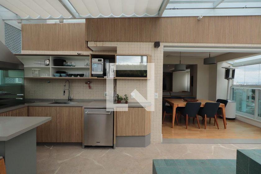 Apartamento à Venda – Tatuapé, 2 Quartos, 220 m² – São Paulo