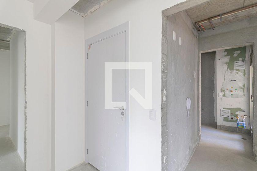 Apartamento à Venda – Moema, 3 Quartos, 218 m² – São Paulo