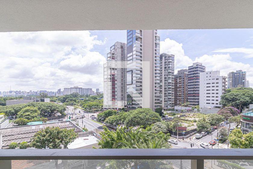 Apartamento à Venda – Moema, 3 Quartos, 218 m² – São Paulo