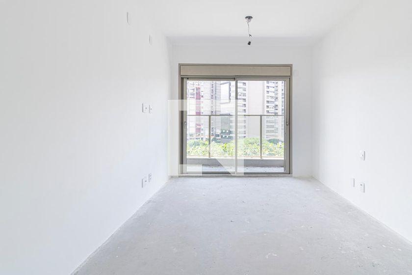 Apartamento à Venda – Moema, 3 Quartos, 218 m² – São Paulo