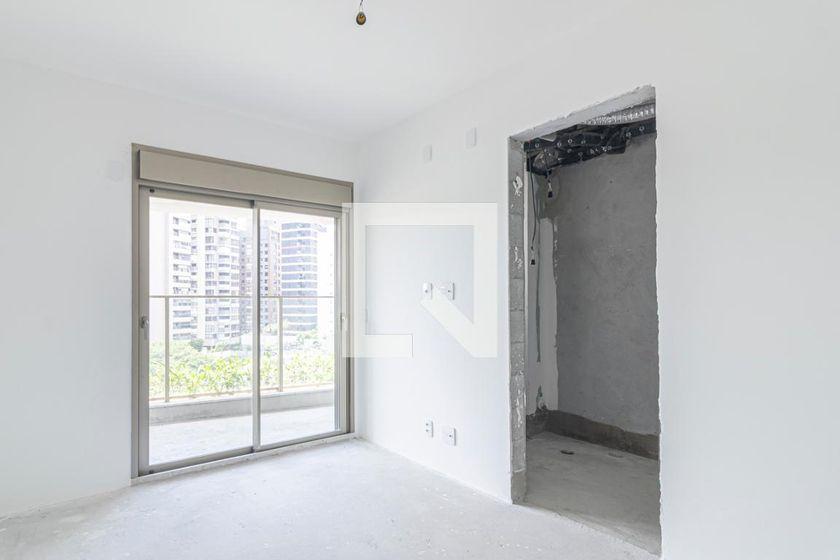 Apartamento à Venda – Moema, 3 Quartos, 218 m² – São Paulo