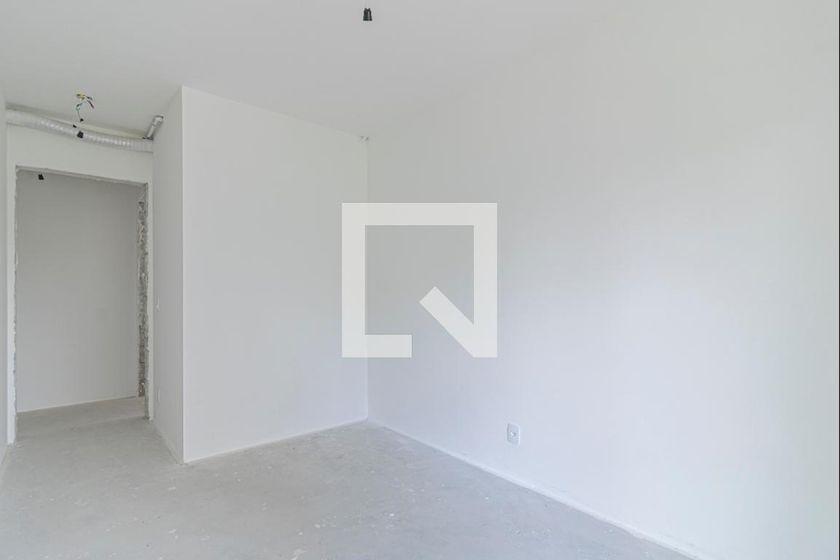 Apartamento à Venda – Moema, 3 Quartos, 218 m² – São Paulo