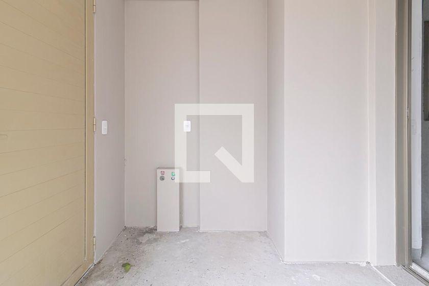 Apartamento à Venda – Moema, 3 Quartos, 219 m² – São Paulo