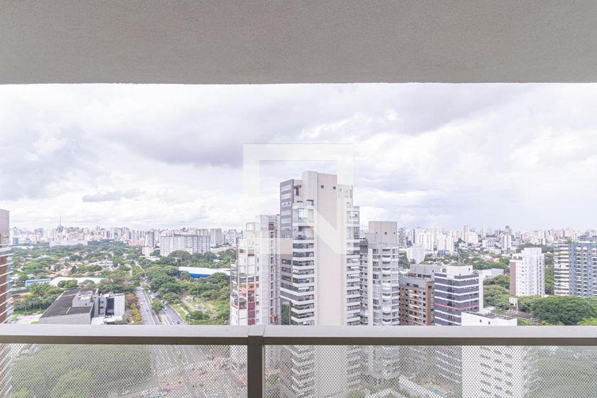 Apartamento à Venda – Moema, 3 Quartos, 219 m² – São Paulo