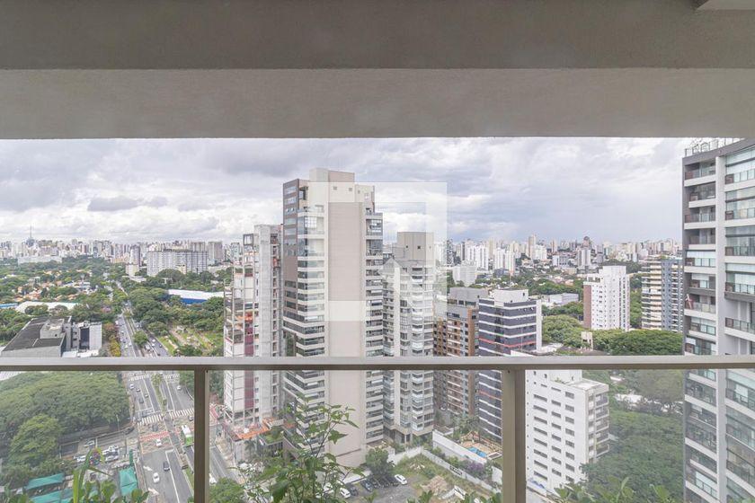 Apartamento à Venda – Moema, 3 Quartos, 219 m² – São Paulo