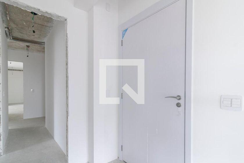 Apartamento à Venda – Moema, 3 Quartos, 220 m² – São Paulo