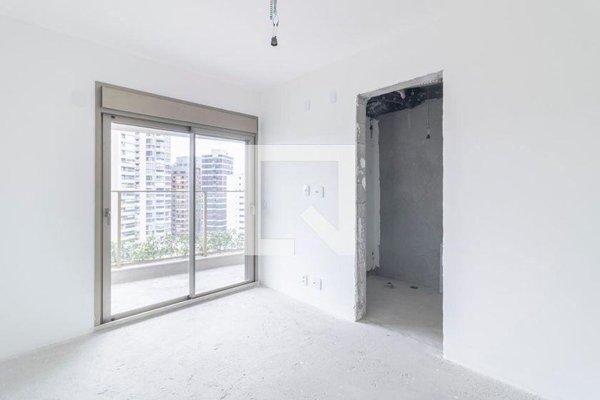 Apartamento à Venda – Moema, 3 Quartos, 220 m² – São Paulo