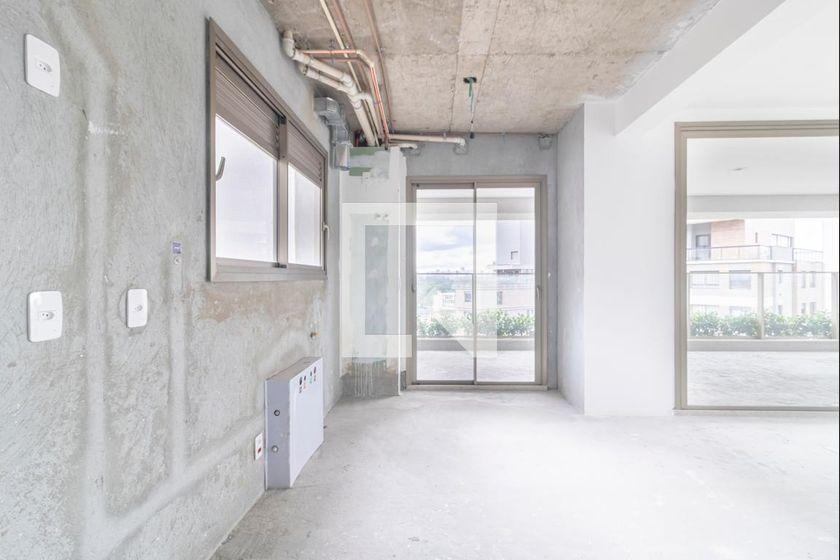 Apartamento à Venda – Moema, 3 Quartos, 220 m² – São Paulo