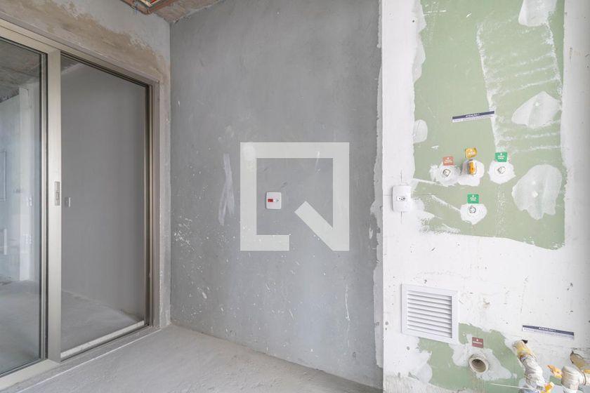 Apartamento à Venda – Moema, 3 Quartos, 220 m² – São Paulo