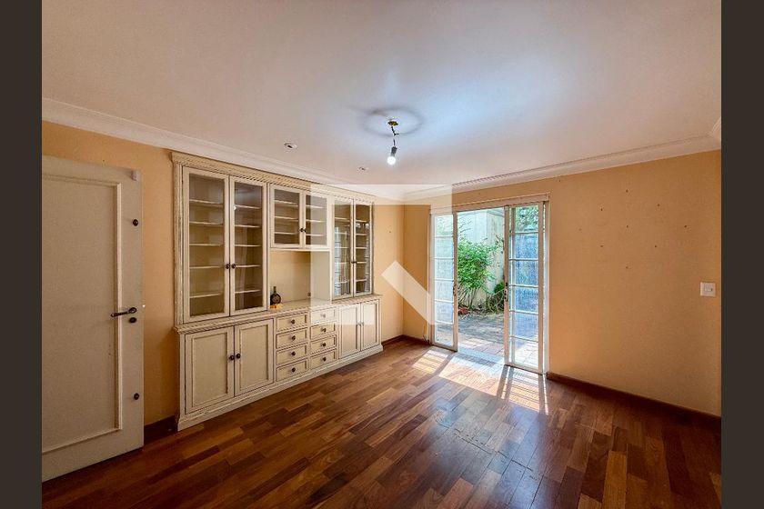Casa para Aluguel – Chácara Santo Antonio, 4 Quartos, 300 m2 – São Paulo