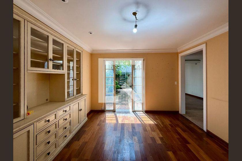 Casa para Aluguel – Chácara Santo Antonio, 4 Quartos, 300 m2 – São Paulo