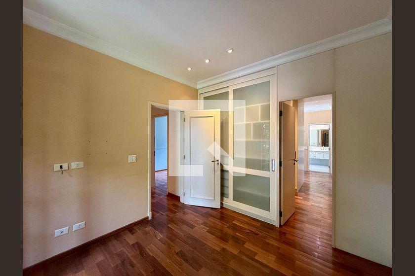 Casa para Aluguel – Chácara Santo Antonio, 4 Quartos, 300 m2 – São Paulo