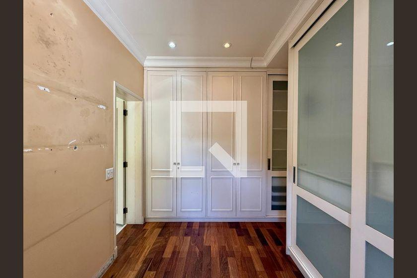 Casa para Aluguel – Chácara Santo Antonio, 4 Quartos, 300 m2 – São Paulo