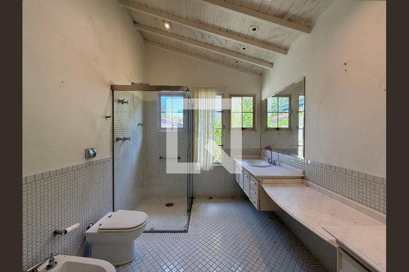 Casa para Aluguel – Chácara Santo Antonio, 4 Quartos, 300 m2 – São Paulo