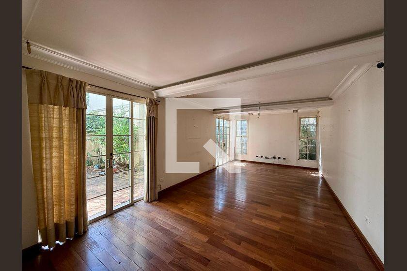 Casa para Aluguel – Chácara Santo Antonio, 4 Quartos, 300 m2 – São Paulo