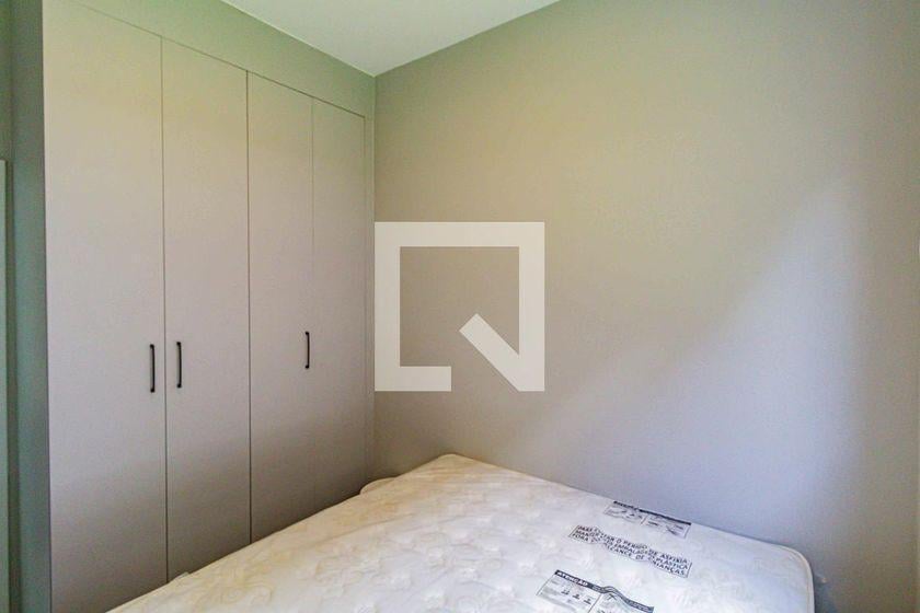 Apartamento para Aluguel – Jardim Éster Yolanda, 1 Quarto, 27 m2 – São Paulo