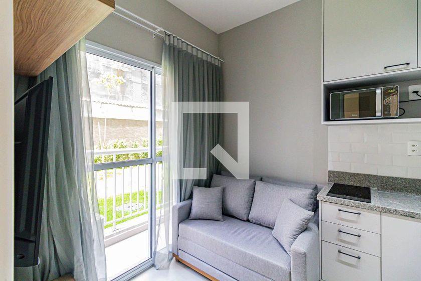 Apartamento para Aluguel – Jardim Éster Yolanda, 1 Quarto, 27 m2 – São Paulo