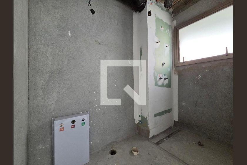 Apartamento à Venda – Moema, 3 Quartos, 221 m² – São Paulo
