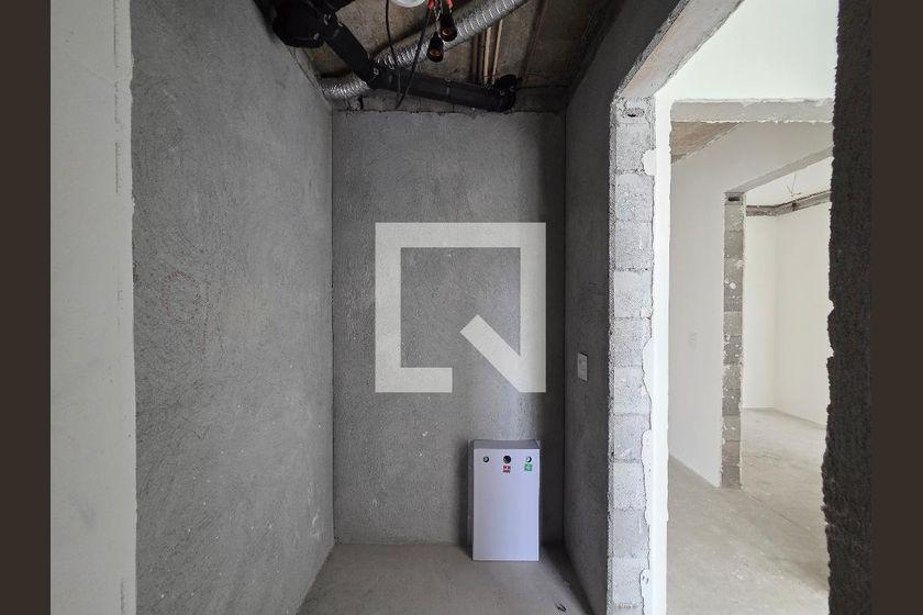 Apartamento à Venda – Moema, 3 Quartos, 221 m² – São Paulo