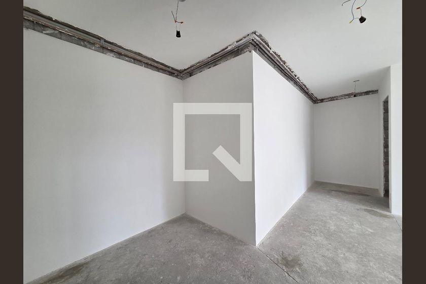 Apartamento à Venda – Moema, 3 Quartos, 221 m² – São Paulo