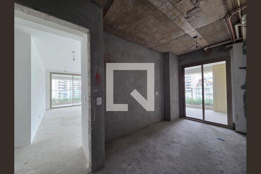 Apartamento à Venda – Moema, 3 Quartos, 221 m² – São Paulo